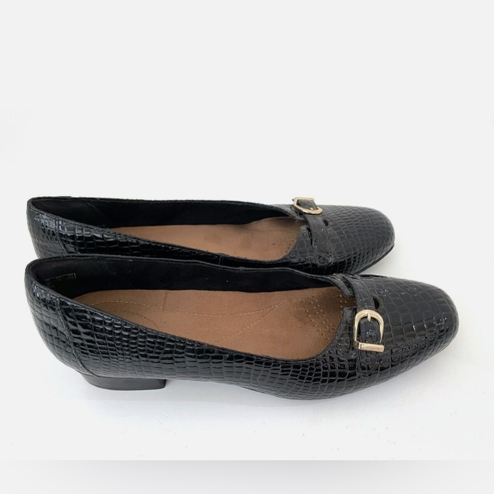 Woman's Dress Casual Shoe CLARKS Women's Keesha Raine Dress Pump Size 9.5